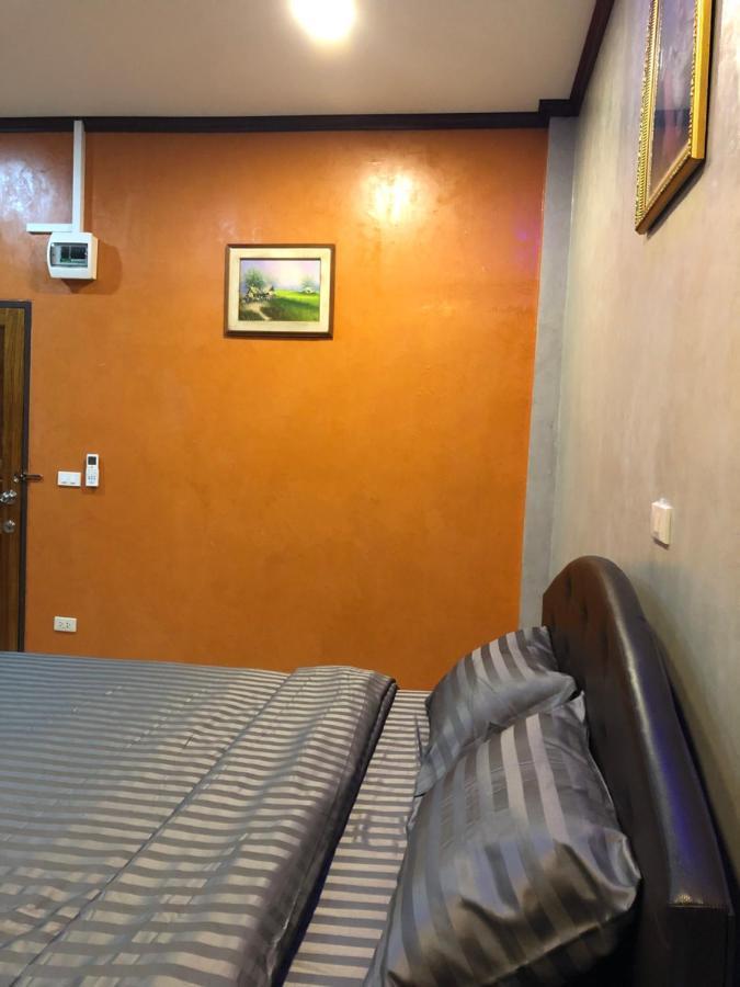 Nonthun 1 Hostel Khon Kaen Eksteriør billede